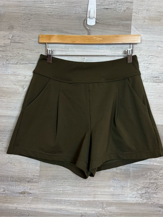HALARA Pants - Halara Olive Green High Waisted Pleated Casual Shorts Size M Athleisure Stretch